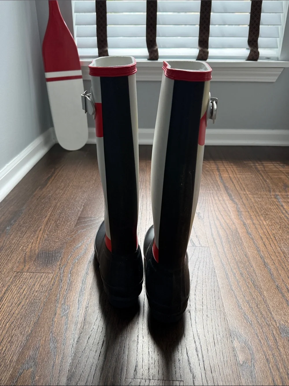 Hunter Tall Rain Boots in White, Red & Black - Picture 4 of 11